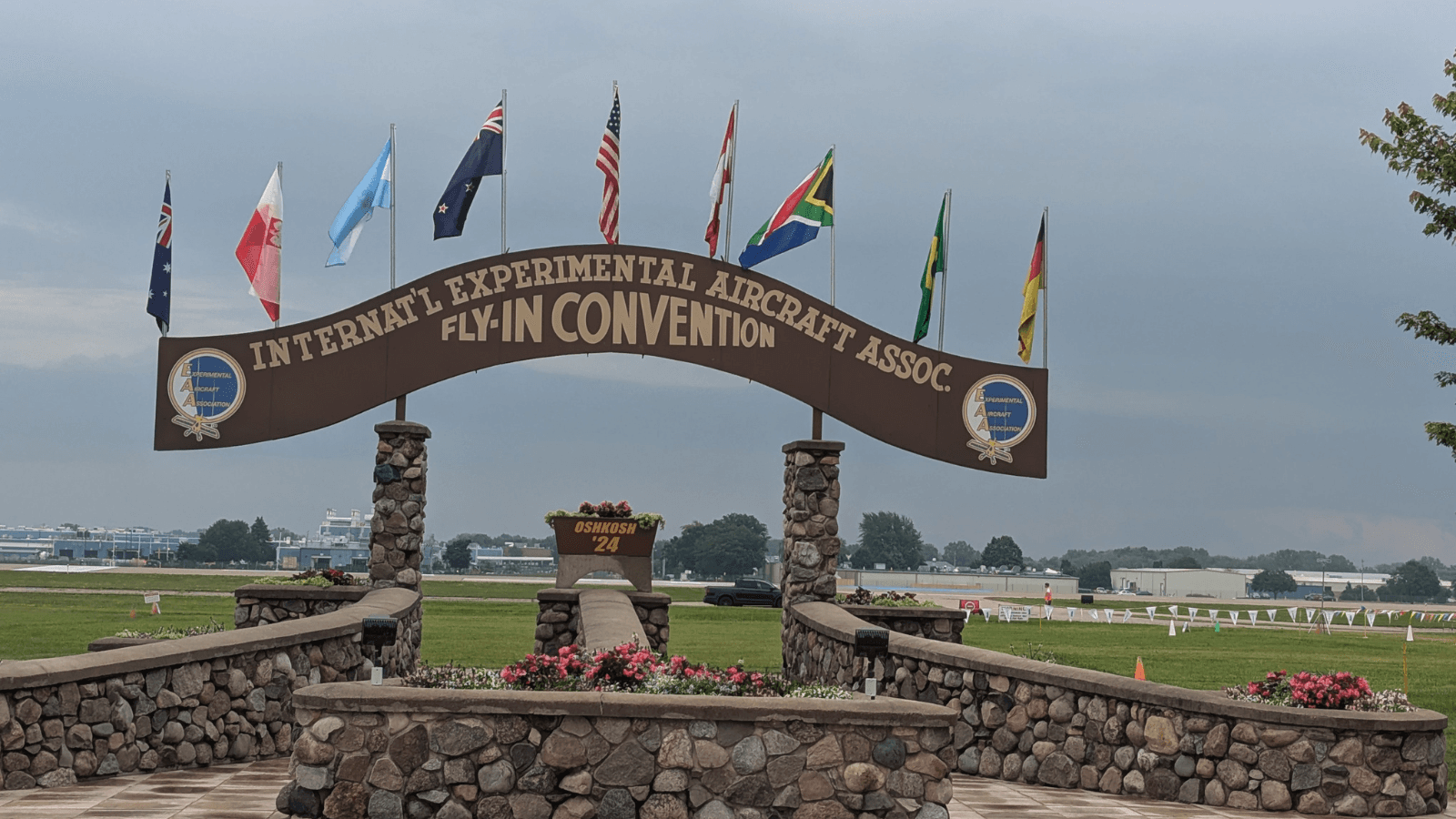 EAA Airventure 2025 tickets on sale in time for holiday gift-giving