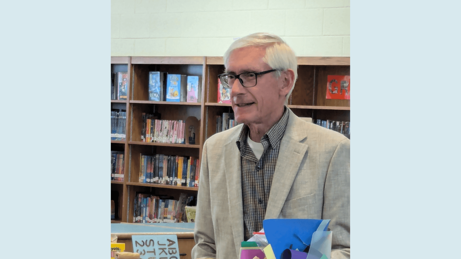 Governor Tony Evers visits Oshkosh to kick off new school year