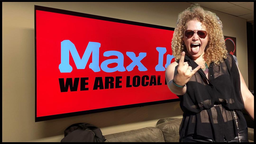 Max Ink Radio #241109