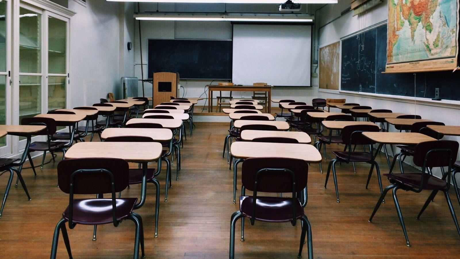 Superior Teachers Union Members Praise Court Ruling on Act 10