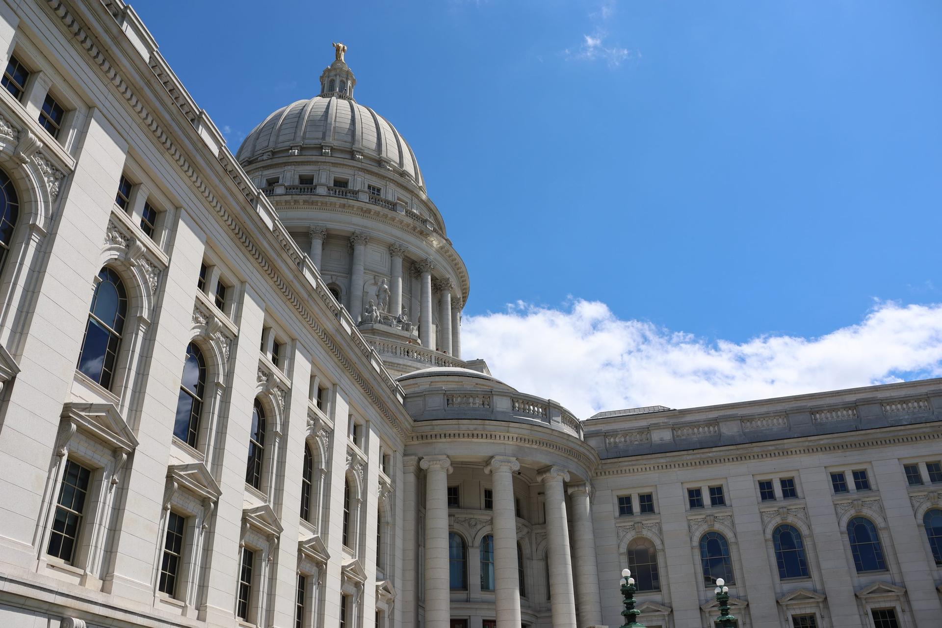 Budget within grasp as governor announces tentative deal