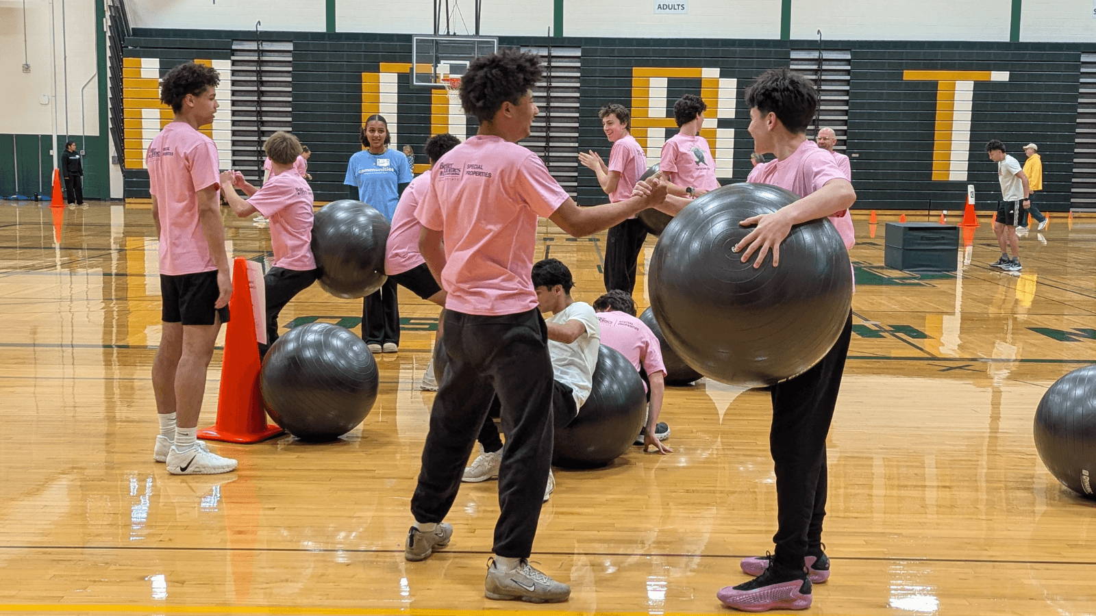 “Sweat for Vet” to send 8 Vets on Old Glory Honor Flight