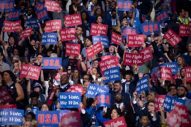 August 19, 2024 – Chicago, Illinois: The crowd reacts to Democratic nominee Kamala Harris making a surprise appearance on the first night of the Democratic National Convention.