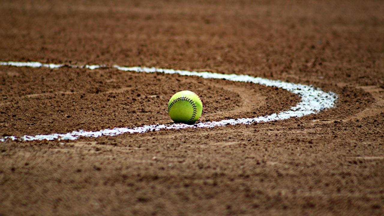 Riverdale softball team starts season with 2-0 record
