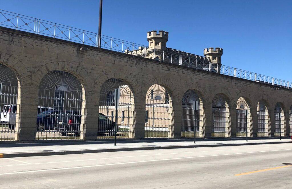 Mother’s lawsuit over Waupun prison death reaches $3.75 million settlement