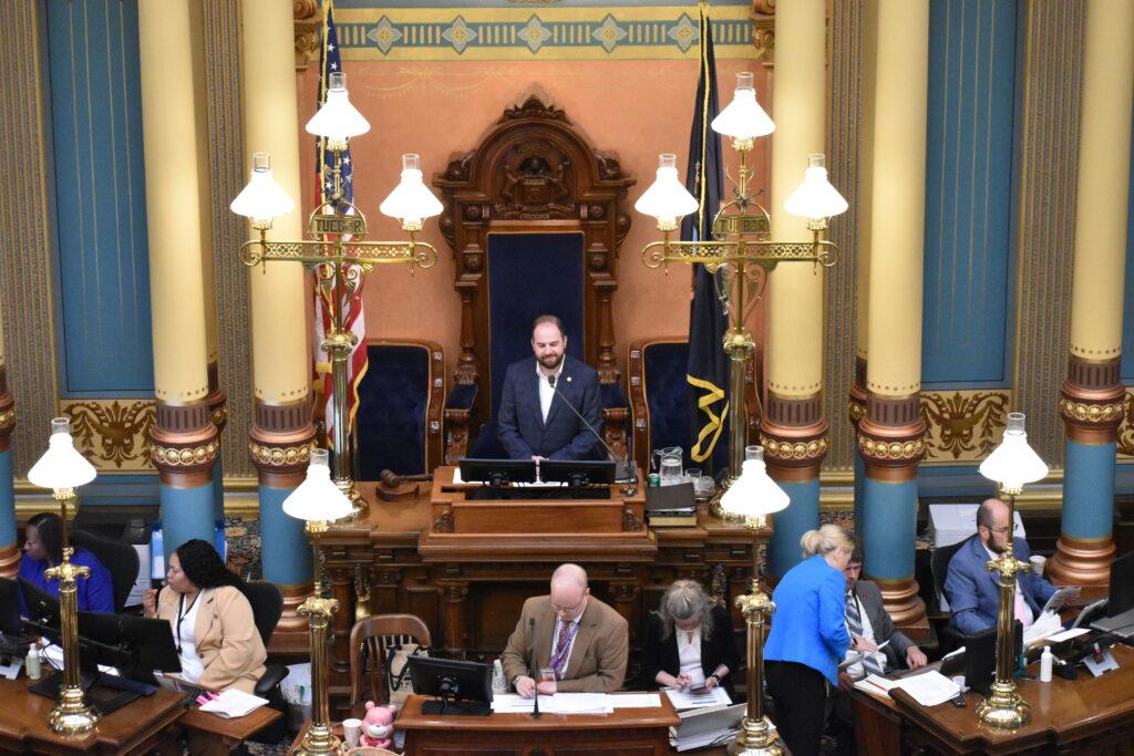 Michigan Senate committee advances low-income housing tax credit to full chamber