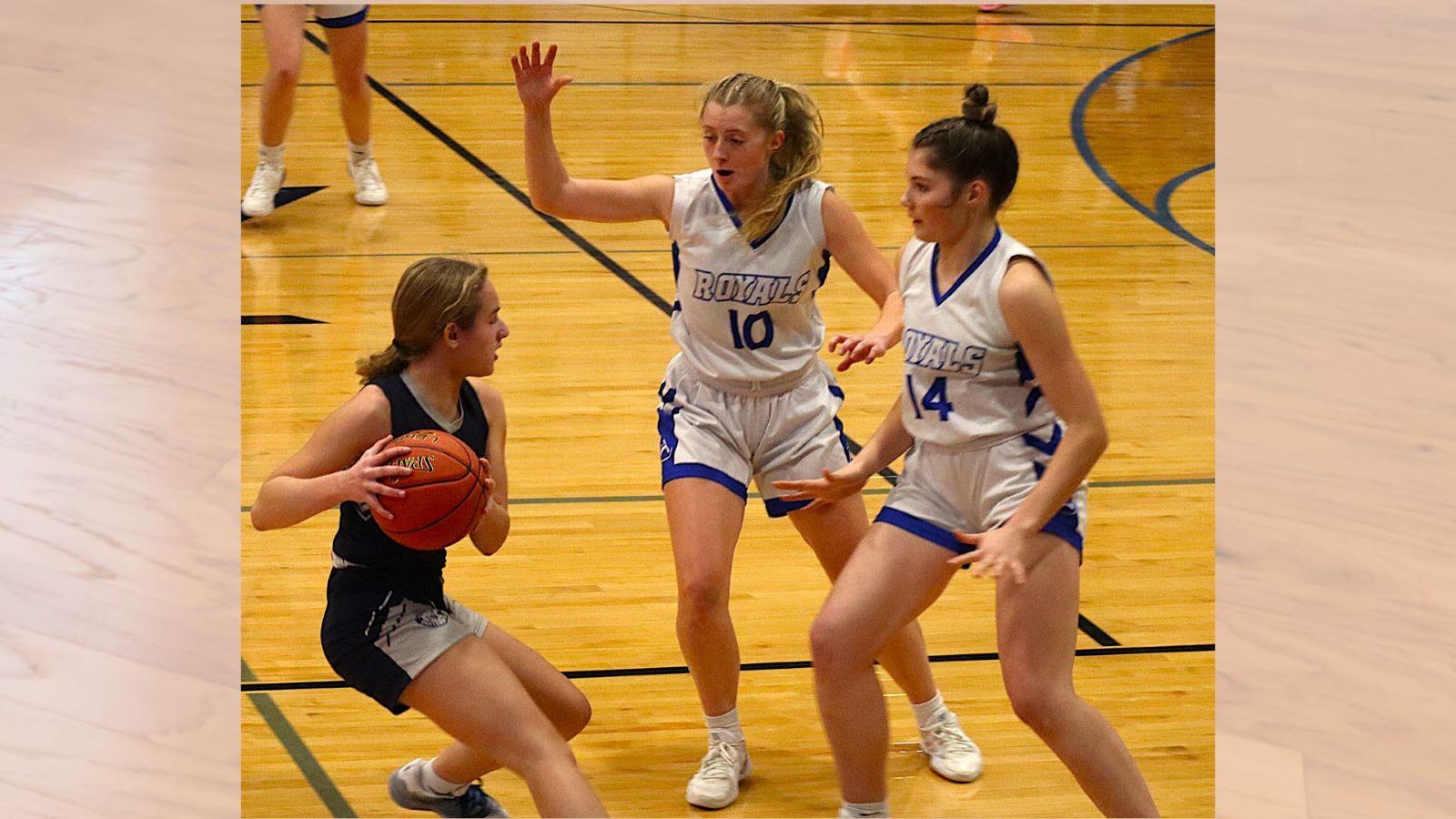 Royals win Girl’s Cranberry Classic