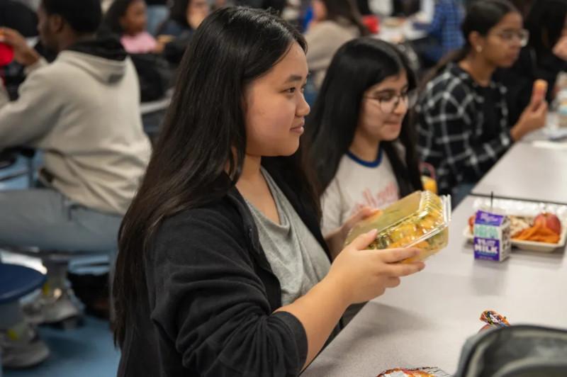 ‘Something to Look Forward to’: MPS High Schoolers Say New Salad Option a Step Up From Hot Lunch