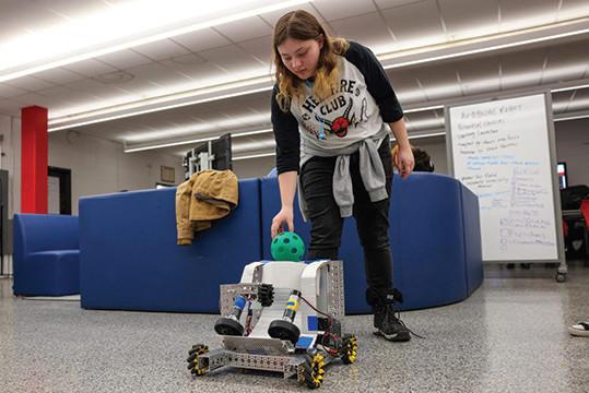 Audubon Robotics Teams Help Students Break Down Barriers and Build Skills (and Confidence)