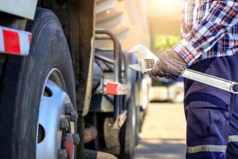 Why Regular Maintenance Matters for Your Semi-Truck Fleet