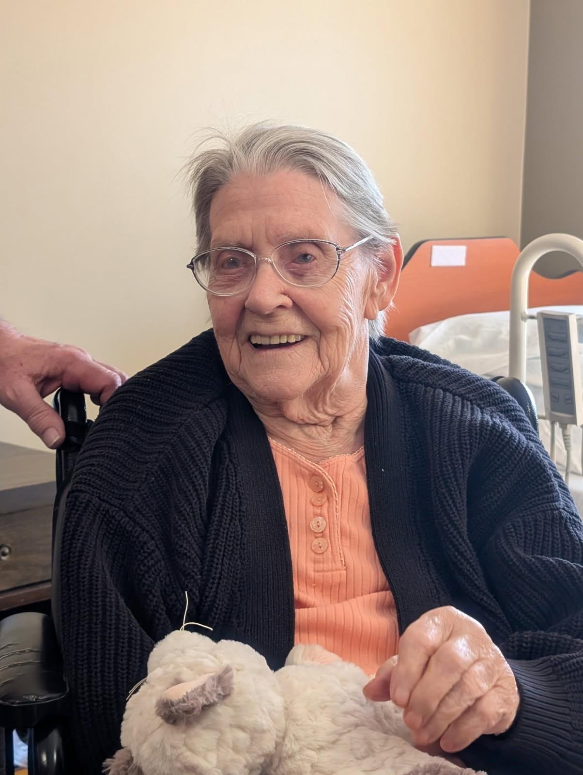 Clarice J. Ambright, 93, Fifield