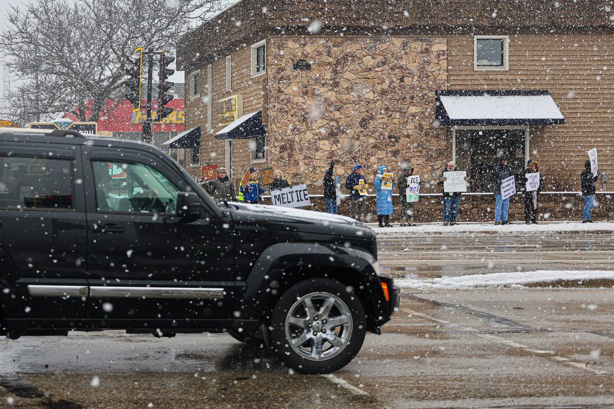 Anti ICE Protests Brookfield Greenfield Wisconsin – Civic Media – Jan 10 2026 – 21