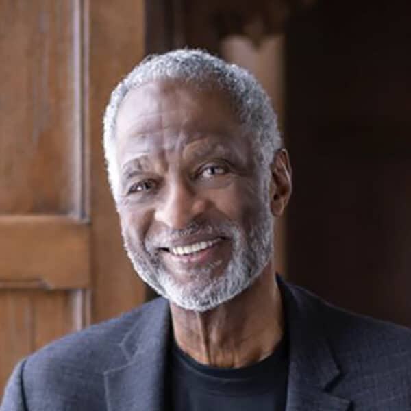Dr Howard-fuller-Head-Shot-cropped-600×600