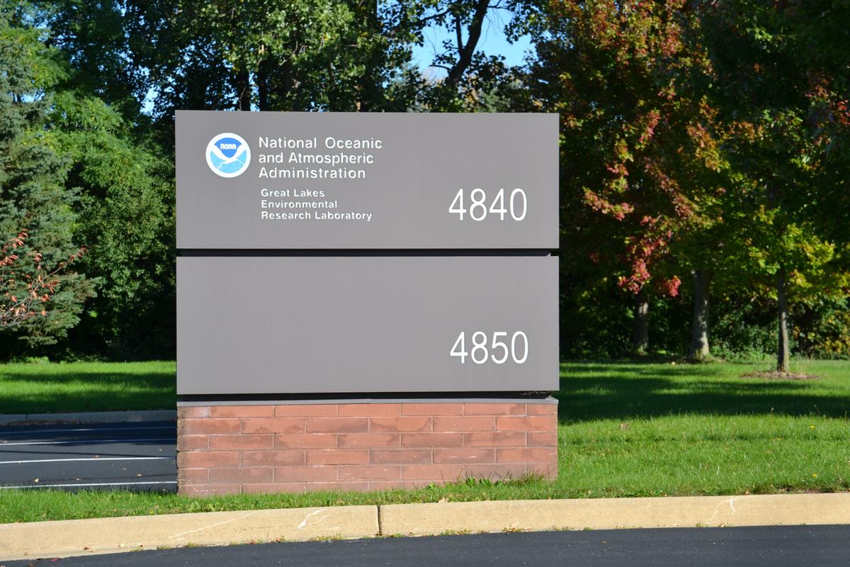 The Great Lakes Environmental Research Laboratory in Ann Arbor, Mich., on Oct. 8, 2026. (Photo by Robin Bravender/MichiganAdvance)