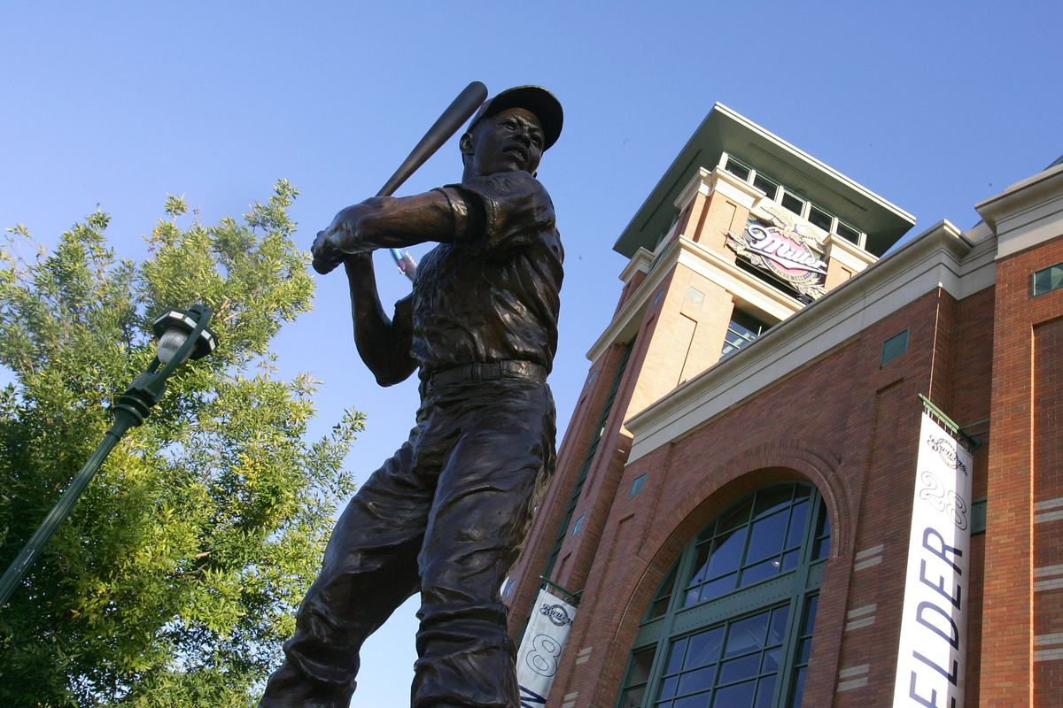 Philadelphia Phillies v Milwaukee Brewers, Game 3