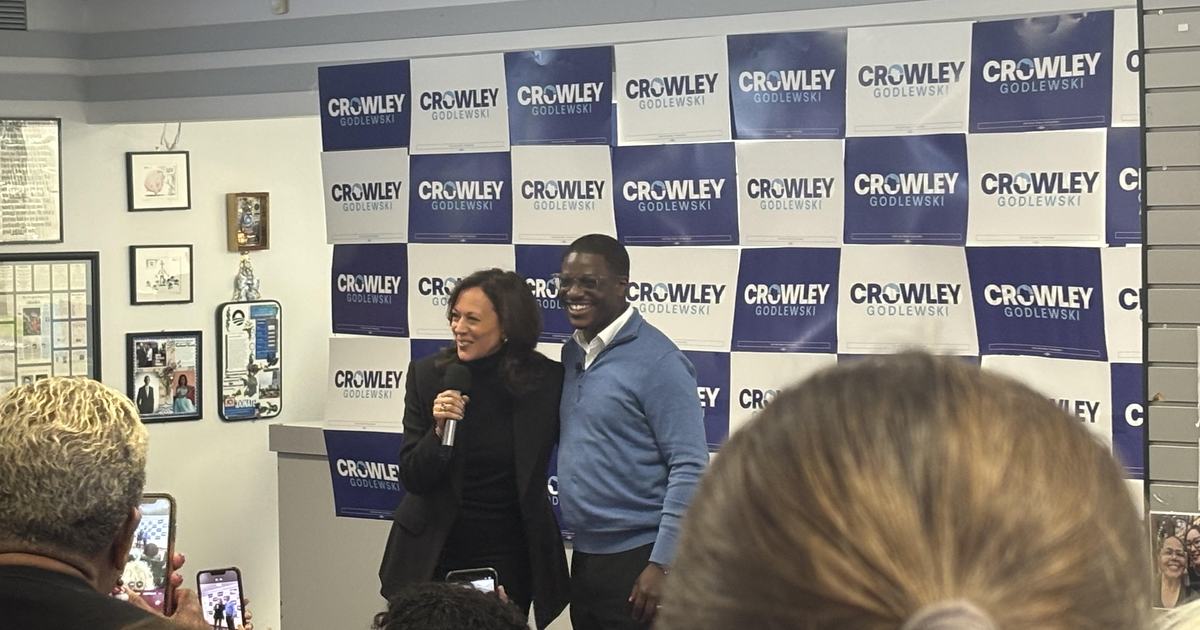 Kamala Harris and David Crowley launch canvassers on Milwaukee’s northwest side