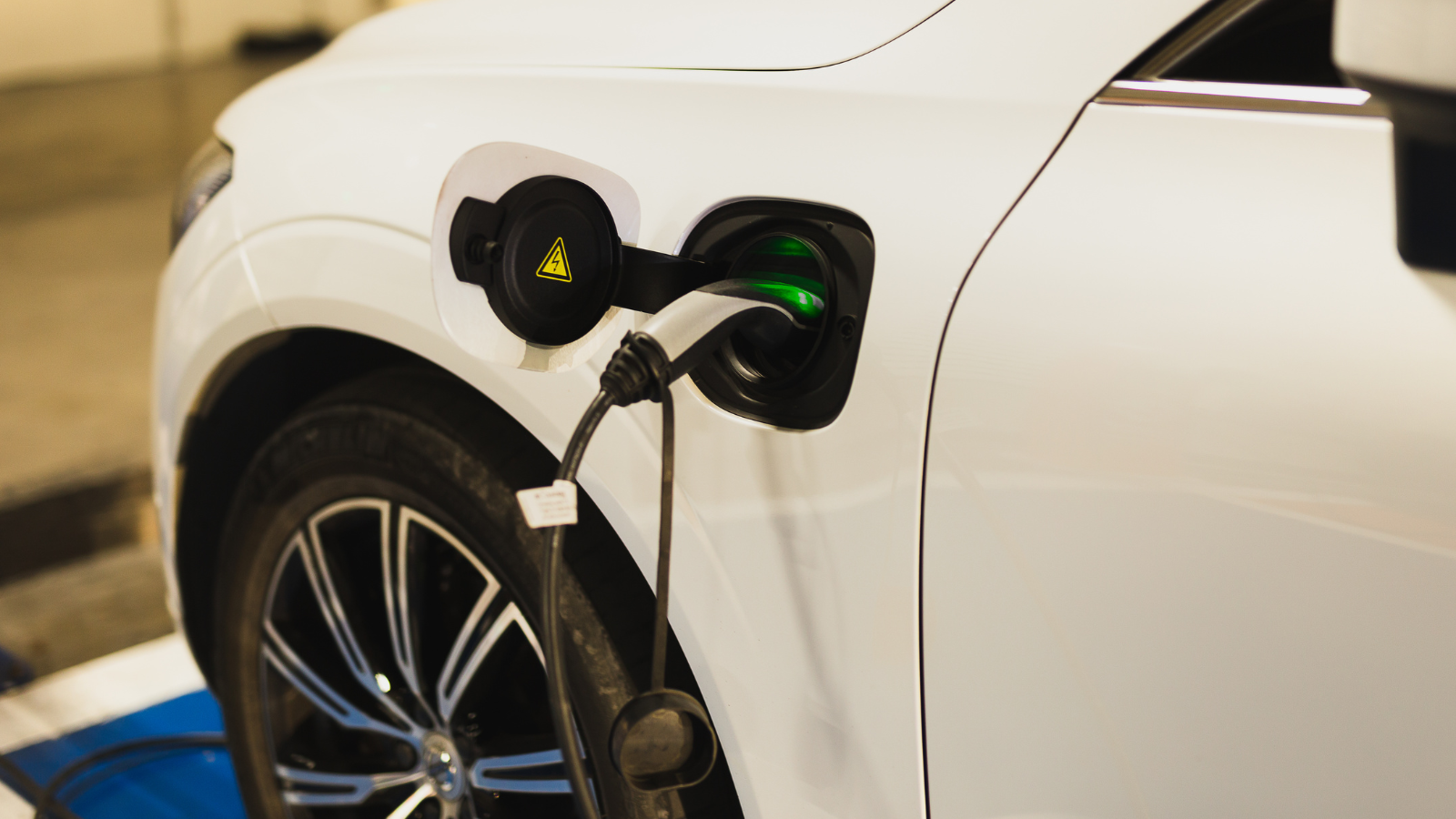 Bills expanding state electric vehicle infrastructure signed into law