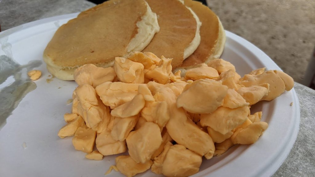 A food tray served at a June Dairy Breakfast in Muscoda, Wis.
