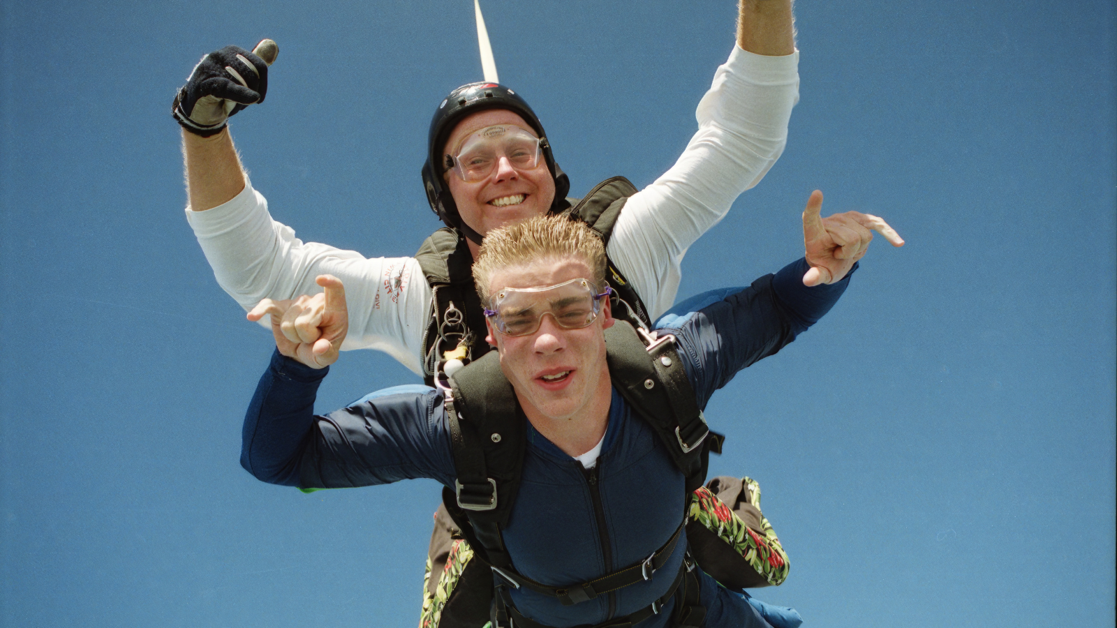 Freedom Freefall offers veterans free tandem skydives