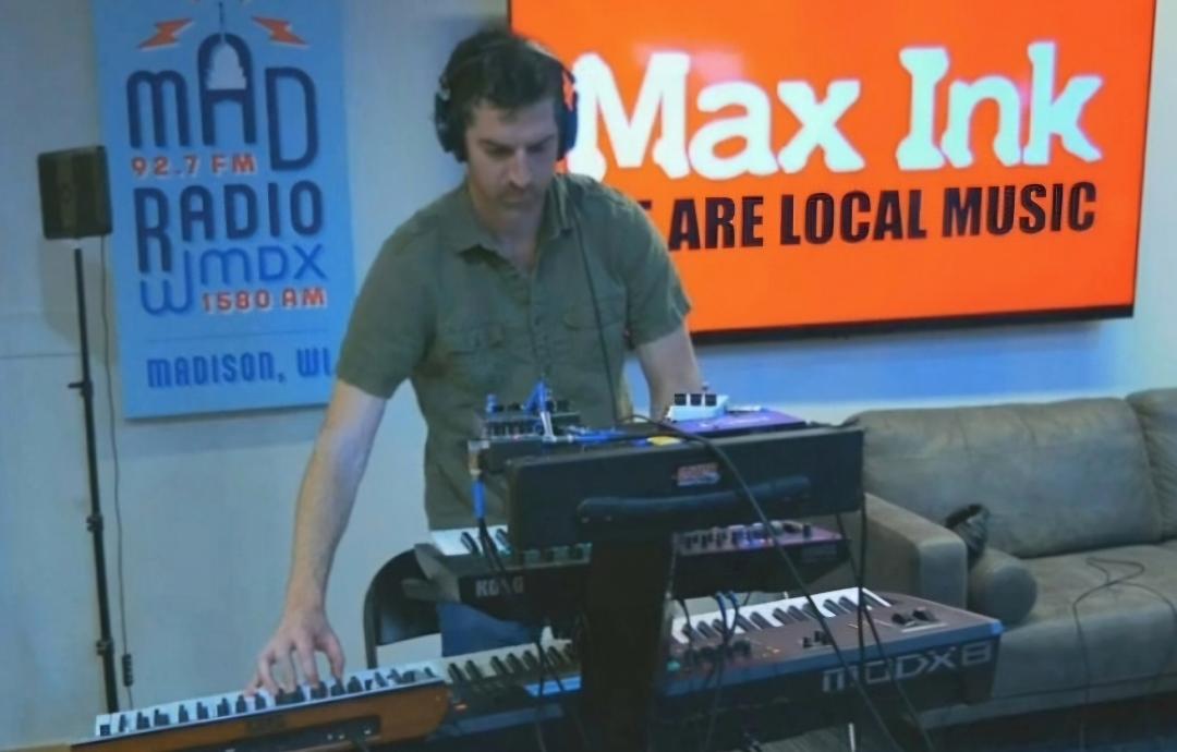 Synth Maestro Graham Marlowe delivers a mesmerizing musical performance