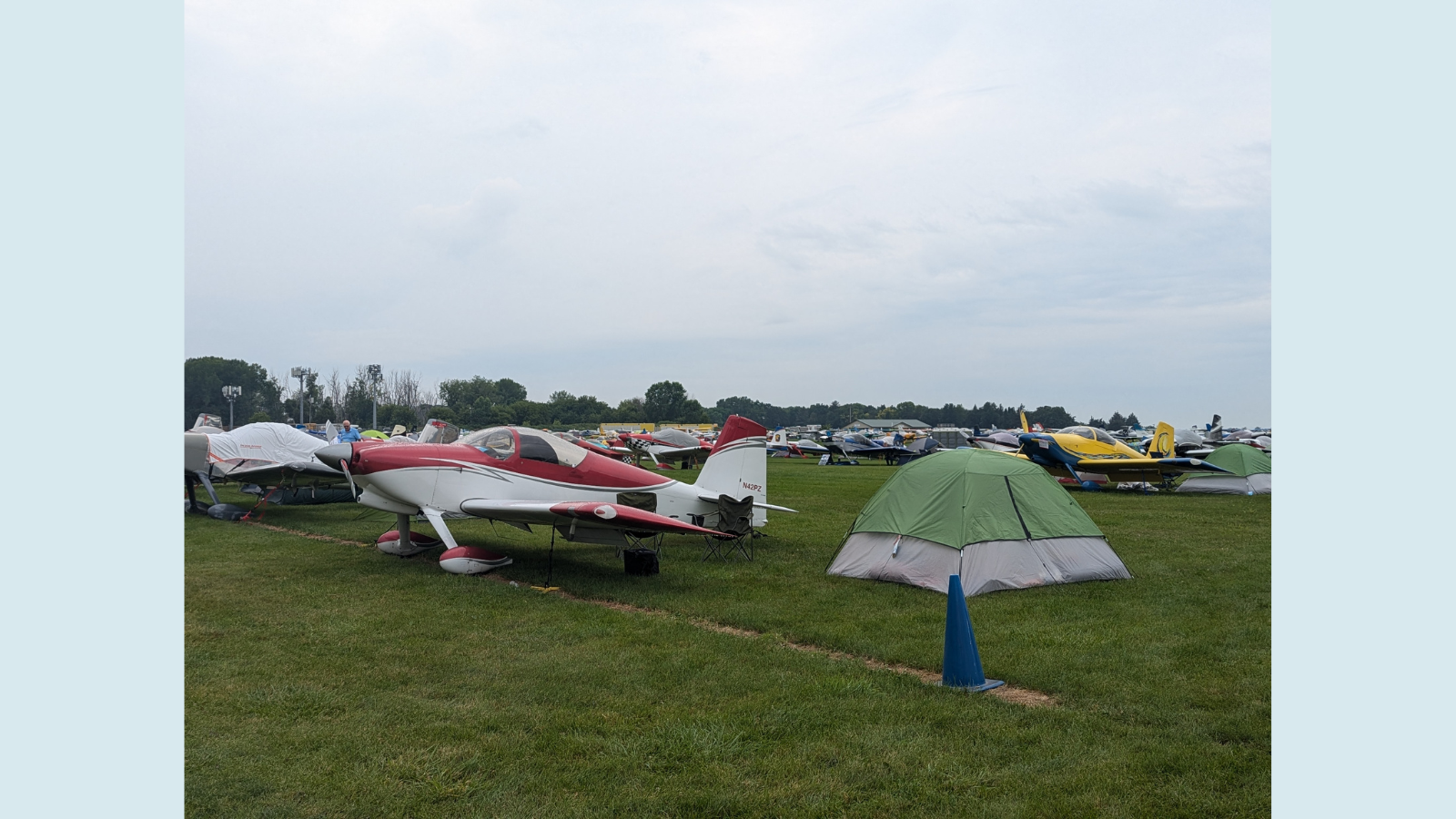 Aviation enthusiasts flock to EAA AirVenture