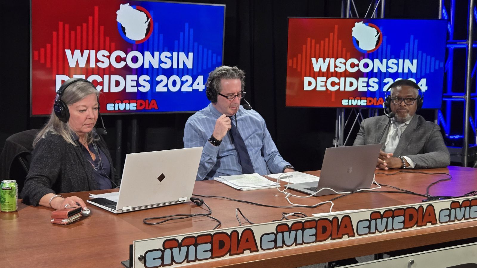 Hosts Jane Matenaer, Pete Schwaba, Earl Ingram and a Thomas Jefferson quote:
"We in America do not have government by the majority. We have government by the majority who participate."

IF YOU ARE IN LINE TO VOTE--DO NOT LEAVE!