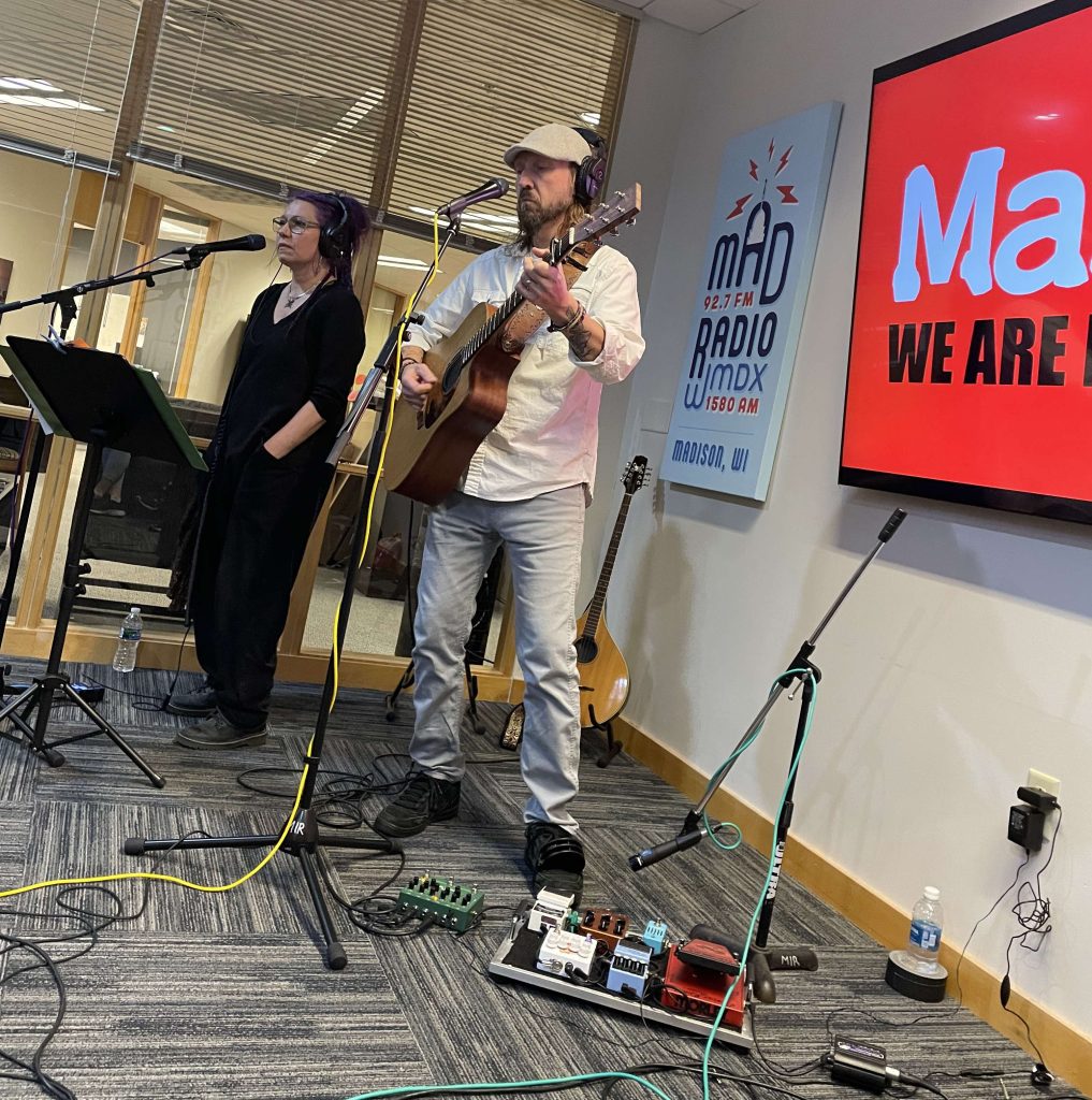 Nora and Michael "Tinker" Tierney are Black Willow Starling performing live in the Lair on Max Ink Radio