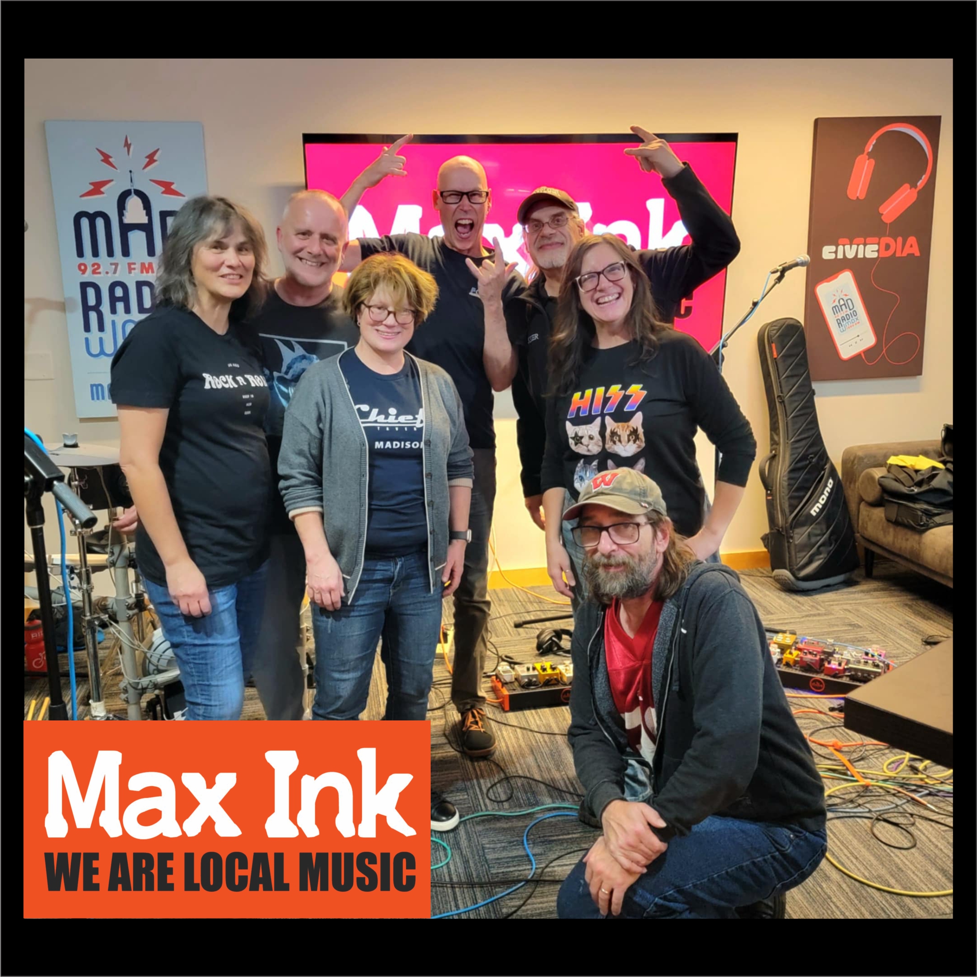Max Ink Radio
