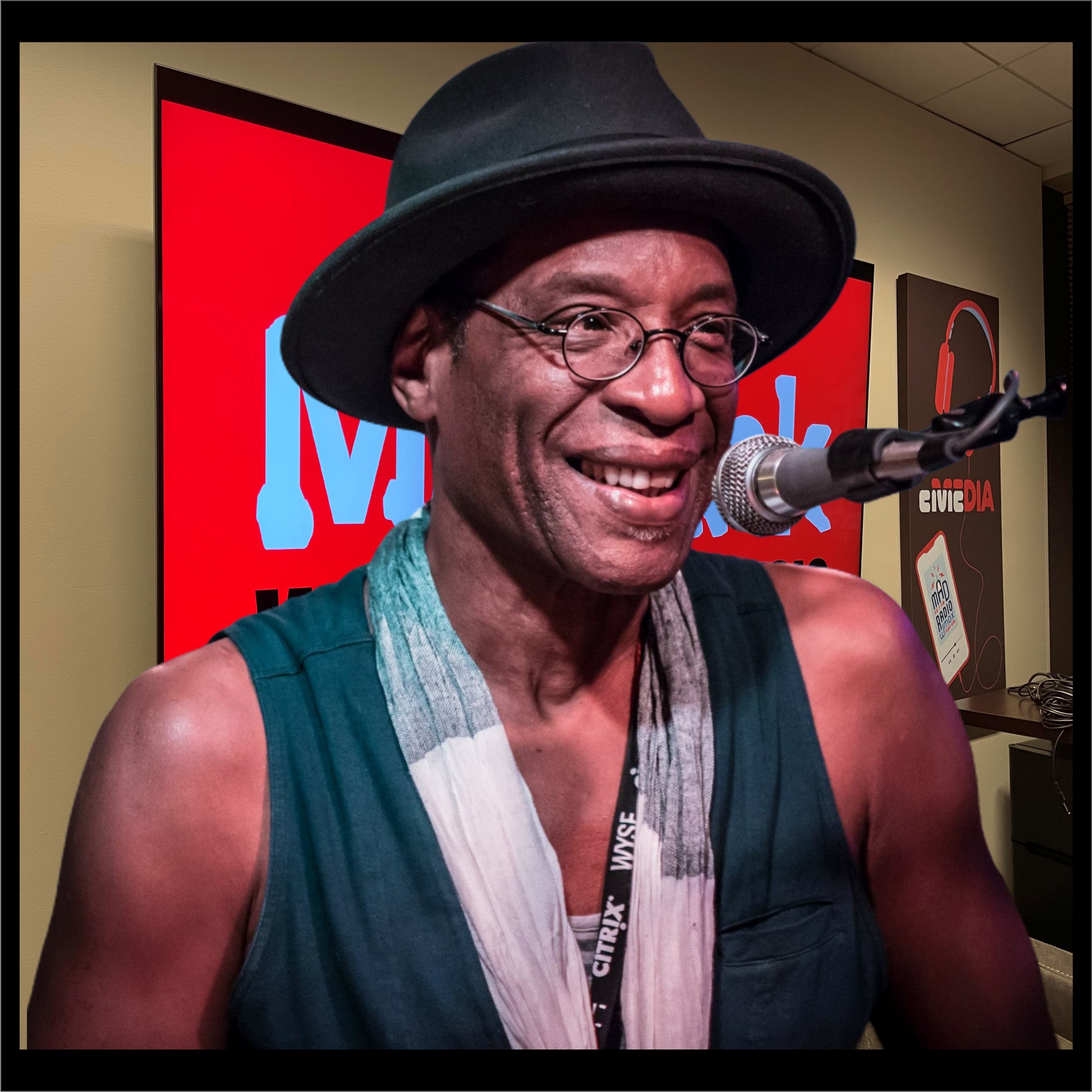 New Primitives founder Stanley Kipper on Max Ink Radio