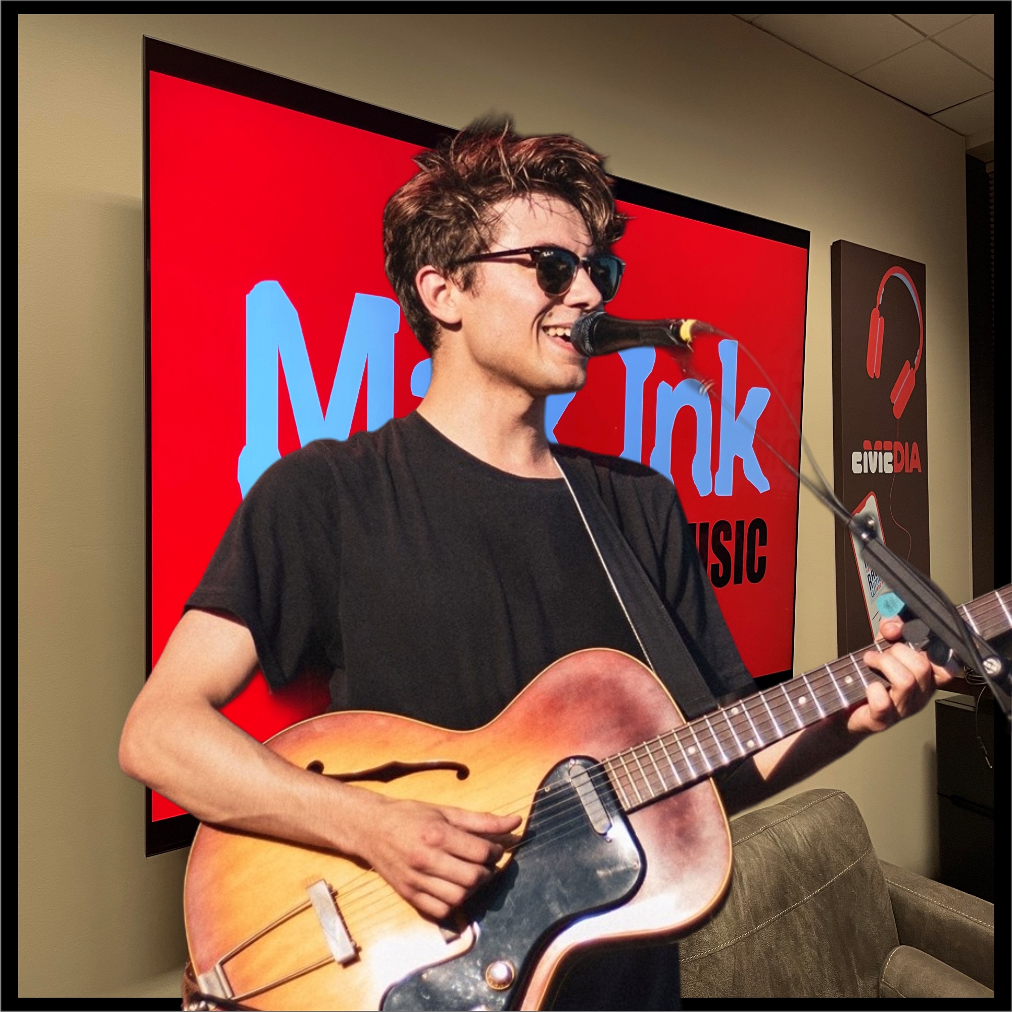 Homecoming for a friend… rare Gabe Burdulis show in Madison