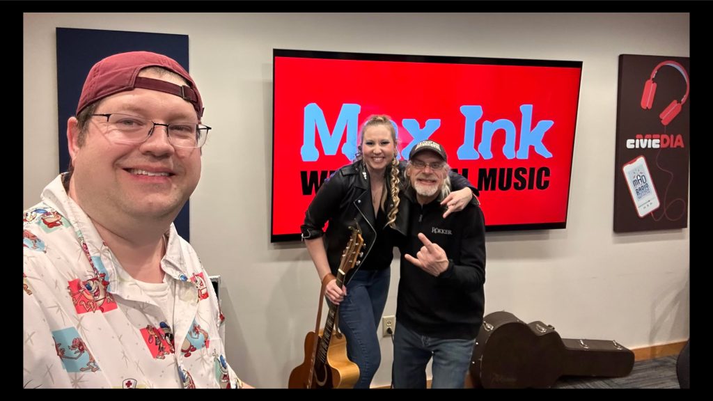 Rob Roberts, Lo Marie, Rökker