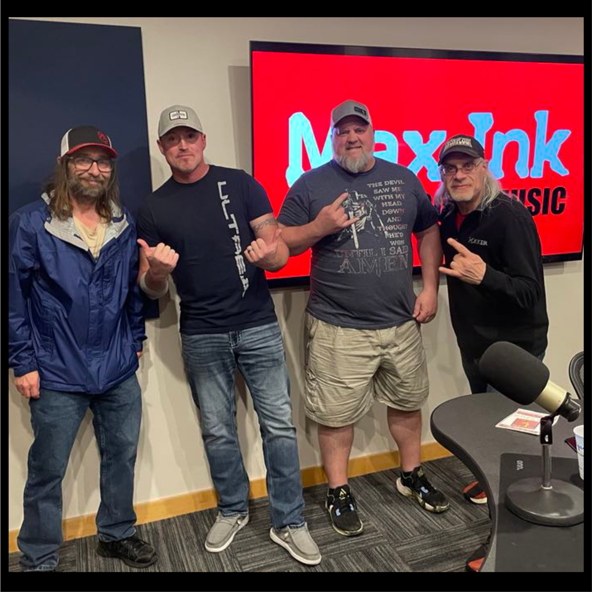 Max Ink Radio