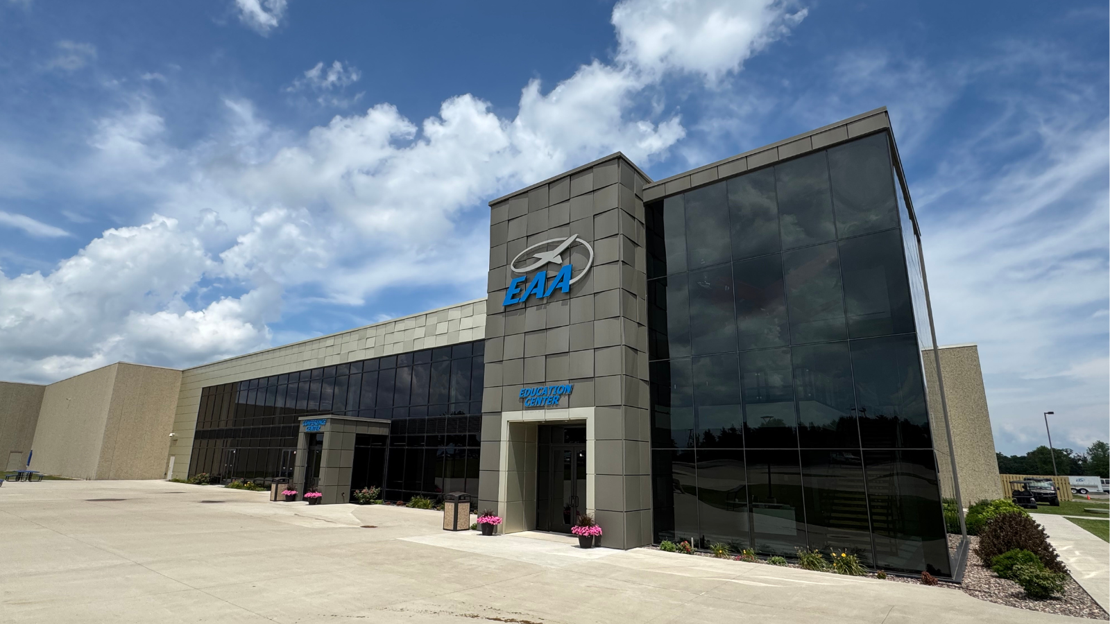 EAA brings $117 million to Oshkosh; $257 million to Fox Valley - Civic ...