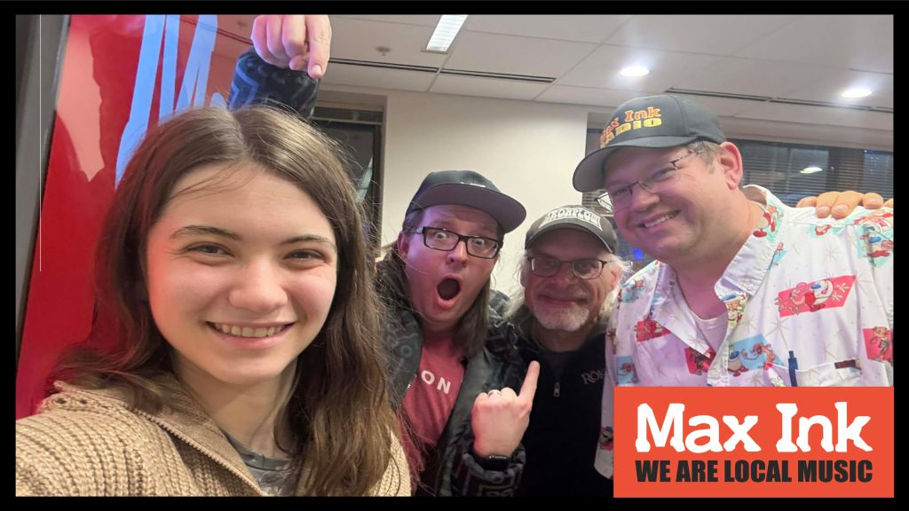 Jane Lowy, Ty Christian, Rökker, Rob Roberts