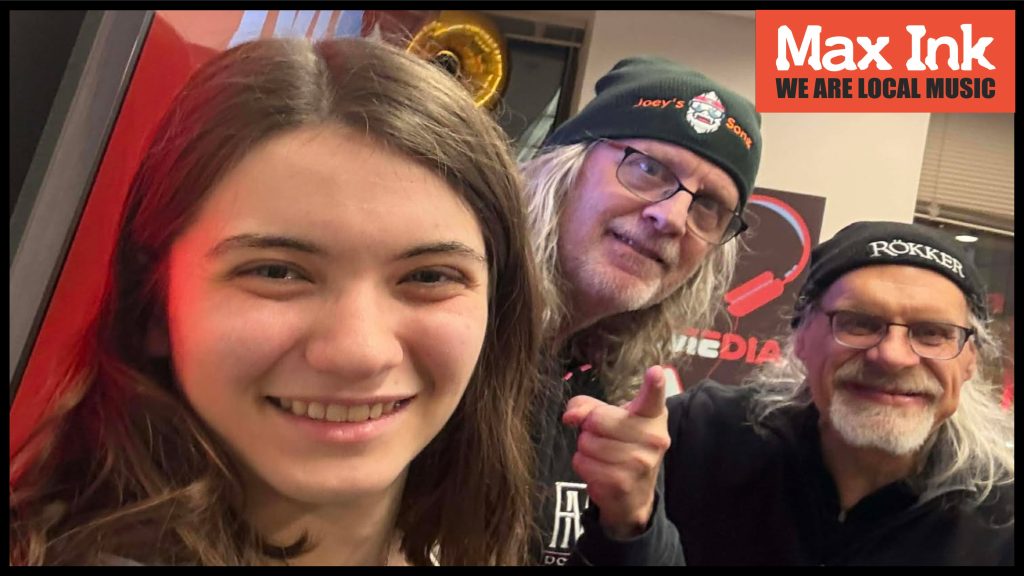 Jane Lowy, Michael Gomoll, Rökker