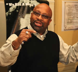 Craig Stingley, father of Corey Stingley held a news conference with support of ‘Justice for Corey Stingley’ supporters at the Center Street Library on Wednesday evening. (Photo by Robert A. Bell)