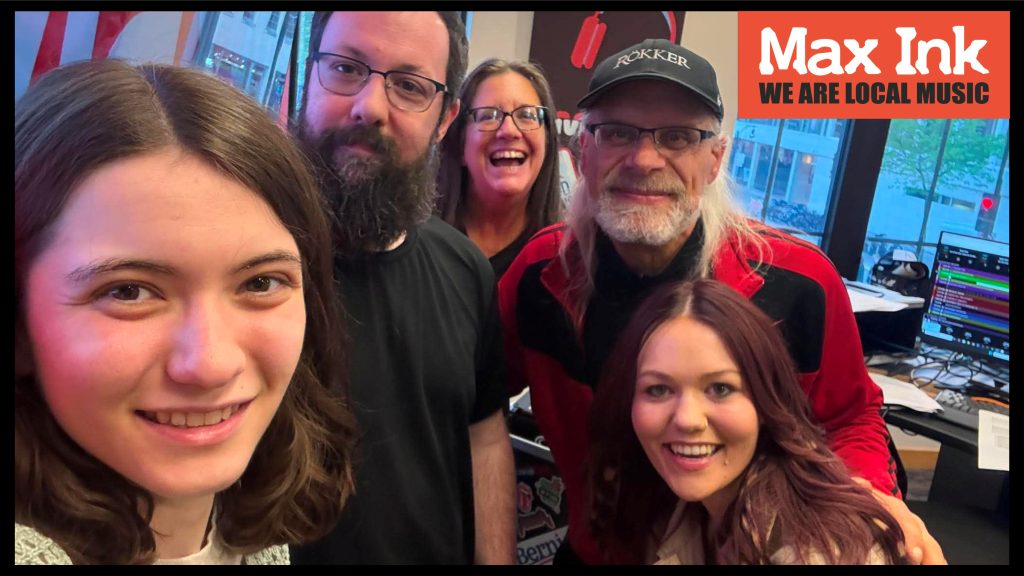 Jane, Scott G, Teri Barr, Rökker, Mac O'Brien