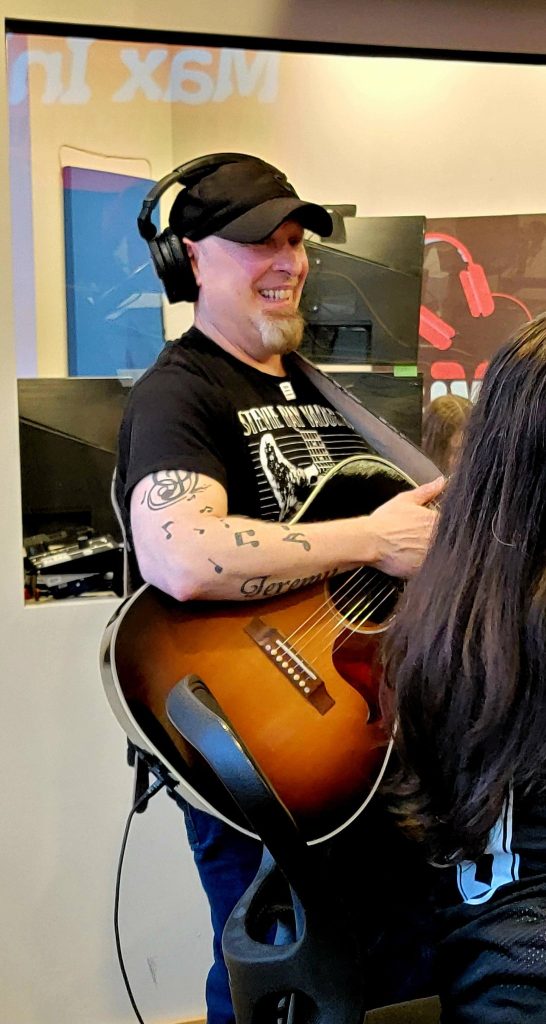 Jayme Poster peforming live on Max Ink Radio