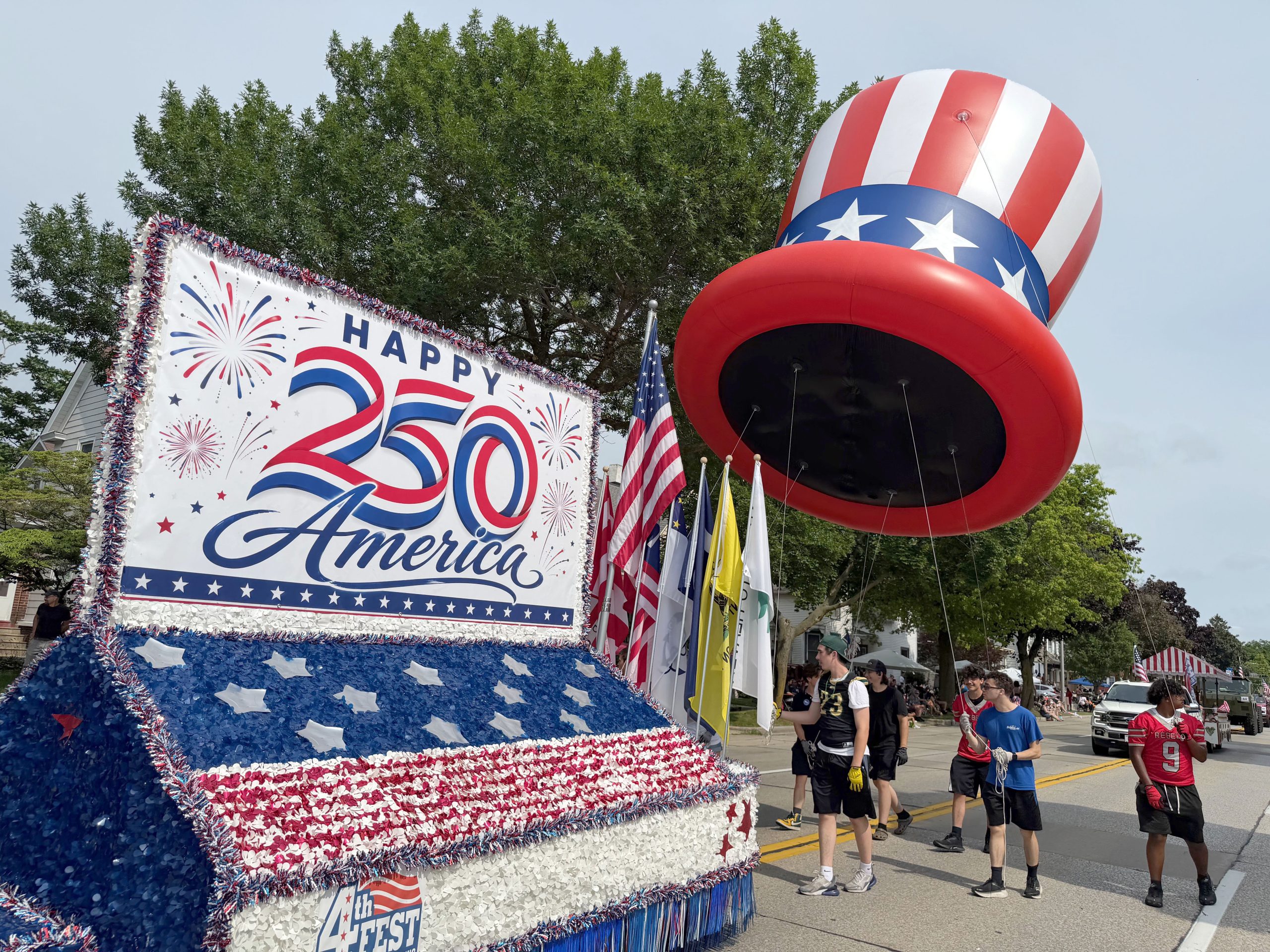 Racine's 4th of July Parade Celebrates America's 250th - WRJN - Racine